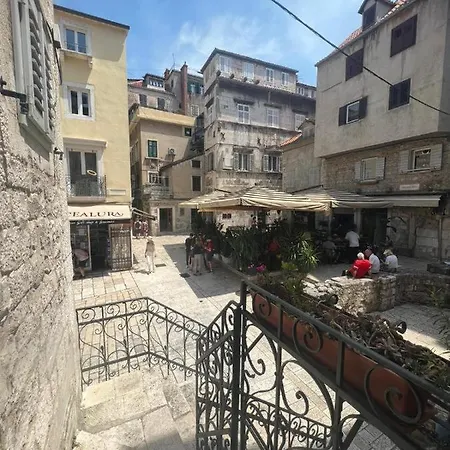 Luxe Ammarulla Vendégház Split