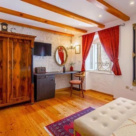 Luxe Ammarulla 4* Split