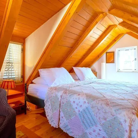 Luxe Ammarulla 게스트하우스 4*